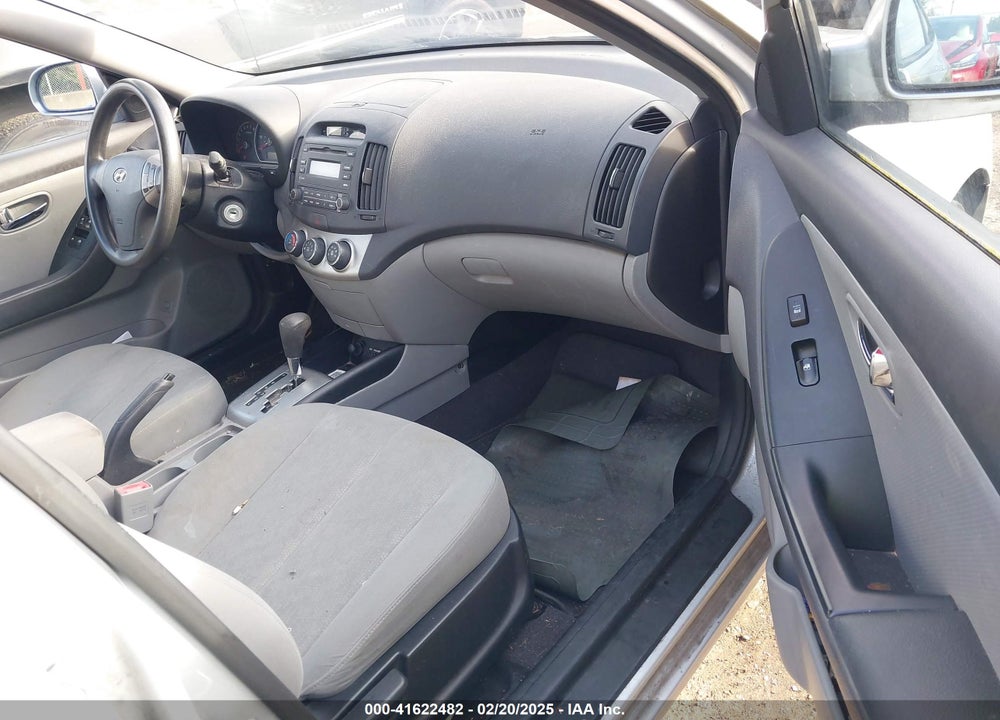 2010 HYUNDAI ELANTRA VIN: KMHDU4AD7AU167489