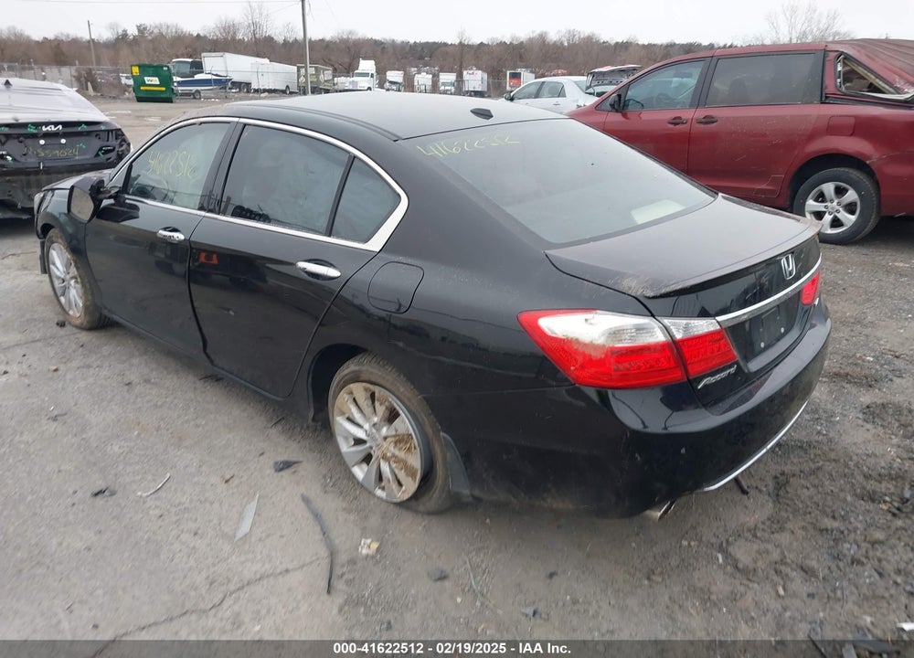 2014 HONDA ACCORD VIN: 1HGCR3F82EA003440