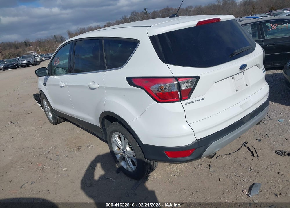 2017 FORD ESCAPE SE VIN: 1FMCU9GD0HUC36663