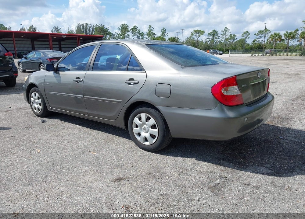 2004 TOYOTA CAMRY LE VIN: 4T1BE32K14U853494
