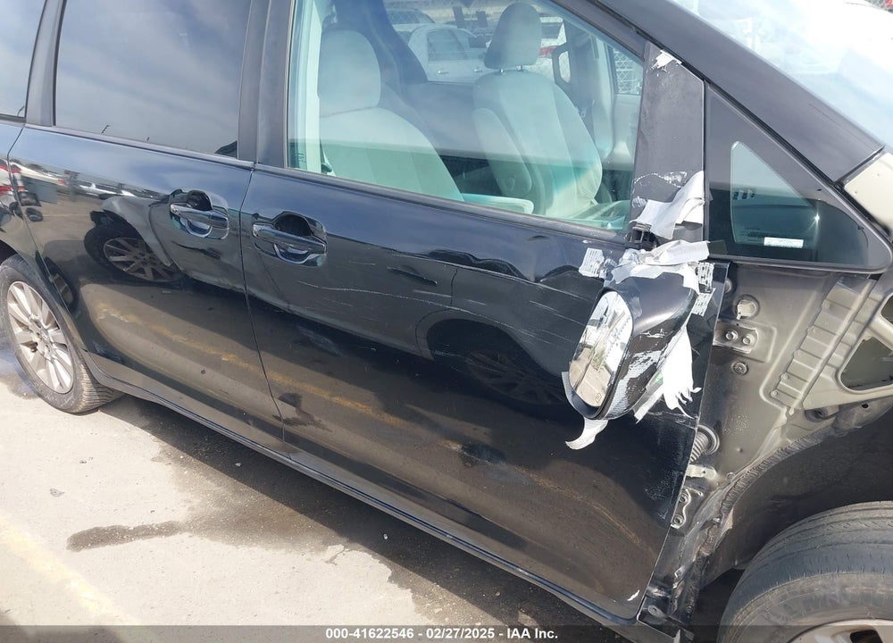 2012 TOYOTA SIENNA VIN: 5TDJK3DC0CS037989