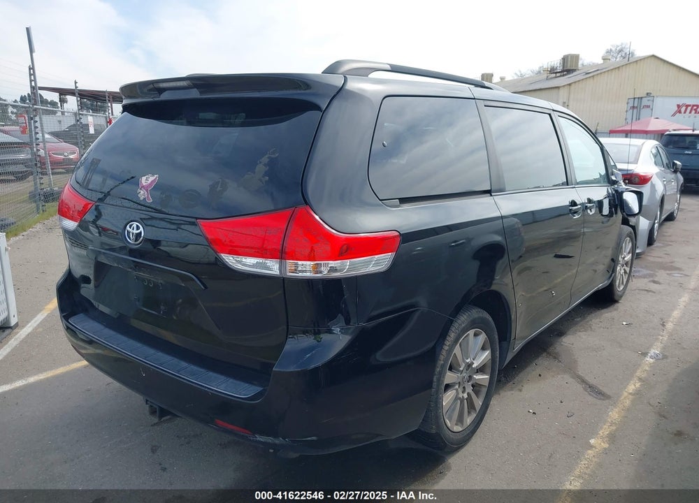 2012 TOYOTA SIENNA VIN: 5TDJK3DC0CS037989