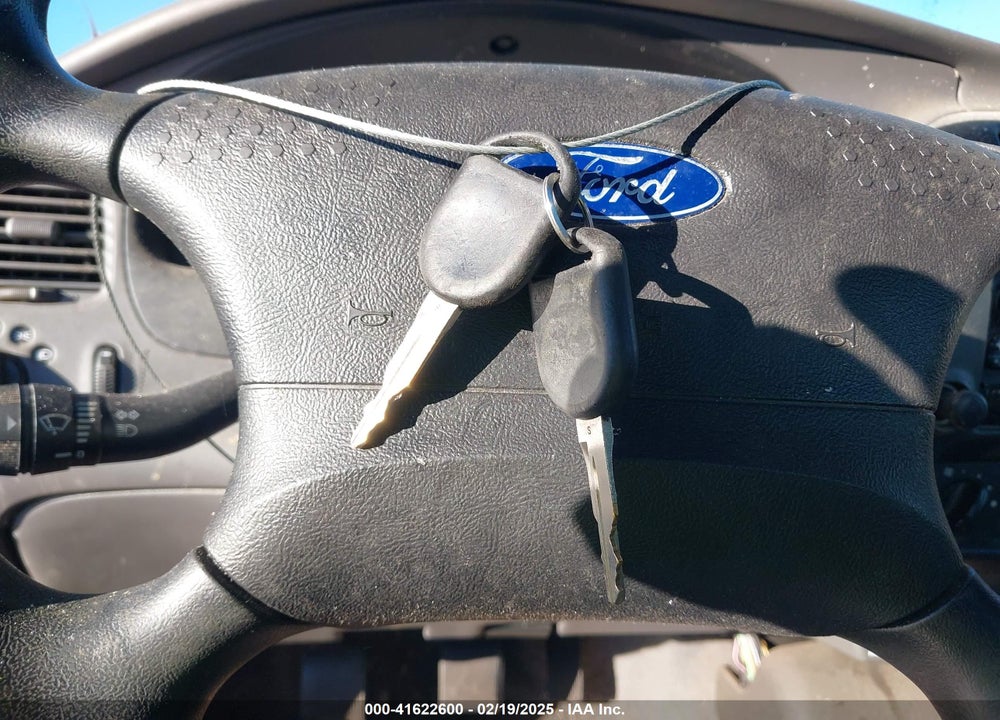 2001 FORD RANGER XL/XLT VIN: 1FTYR10C31PA60825