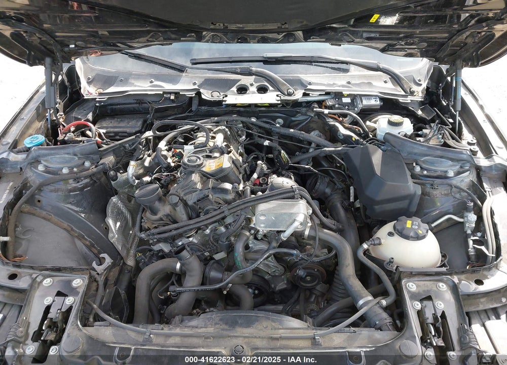 2018 BMW 320 VIN: WBA8E1G52JNU90471