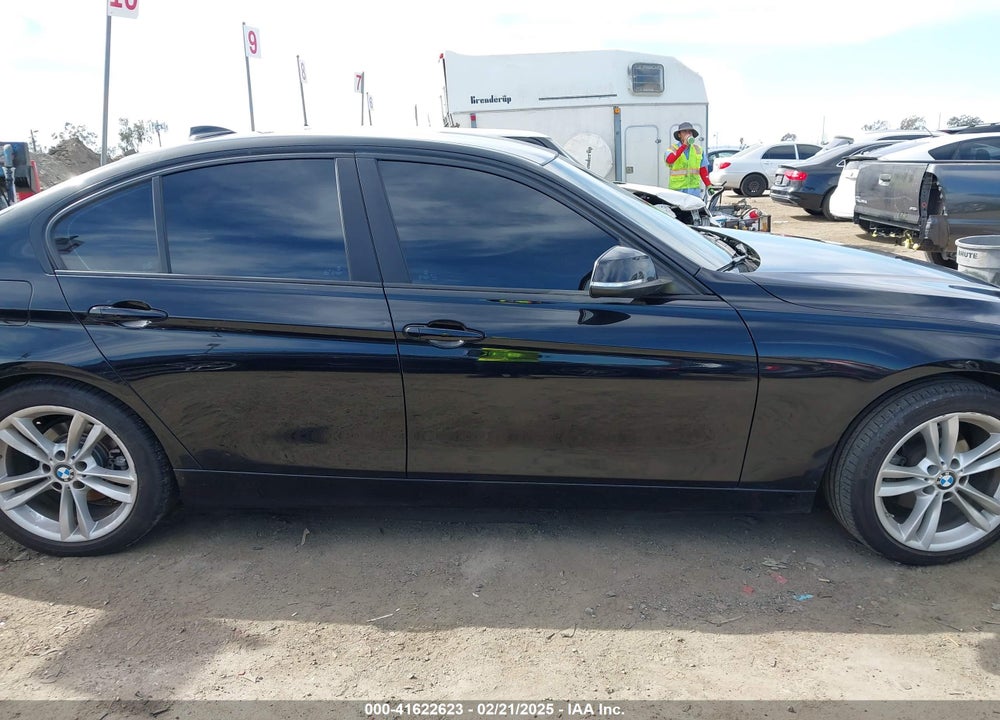 2018 BMW 320 VIN: WBA8E1G52JNU90471