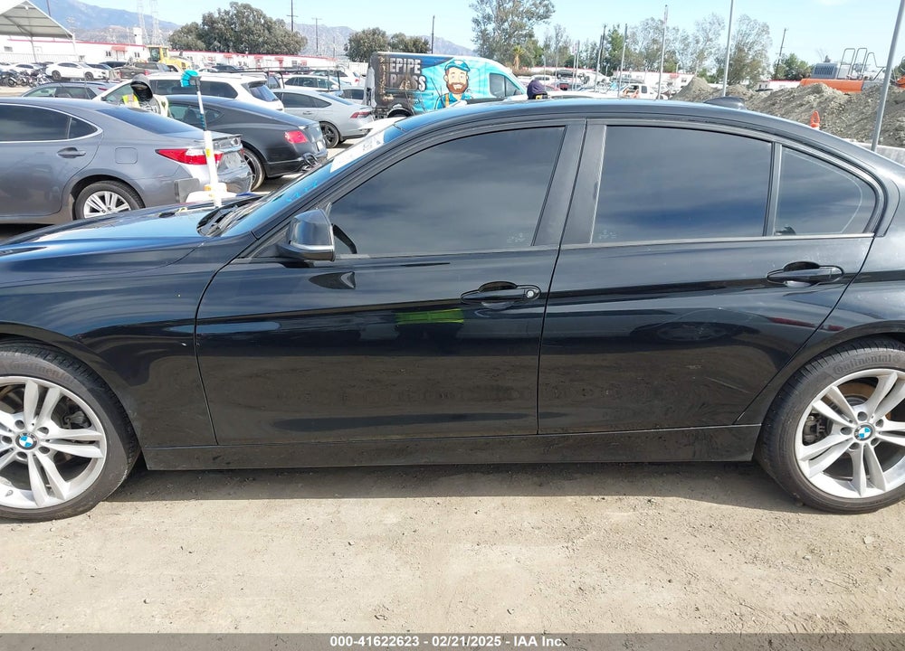 2018 BMW 320 VIN: WBA8E1G52JNU90471