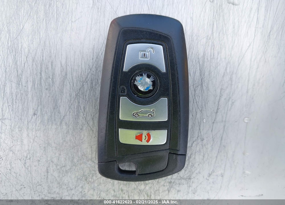2018 BMW 320 VIN: WBA8E1G52JNU90471
