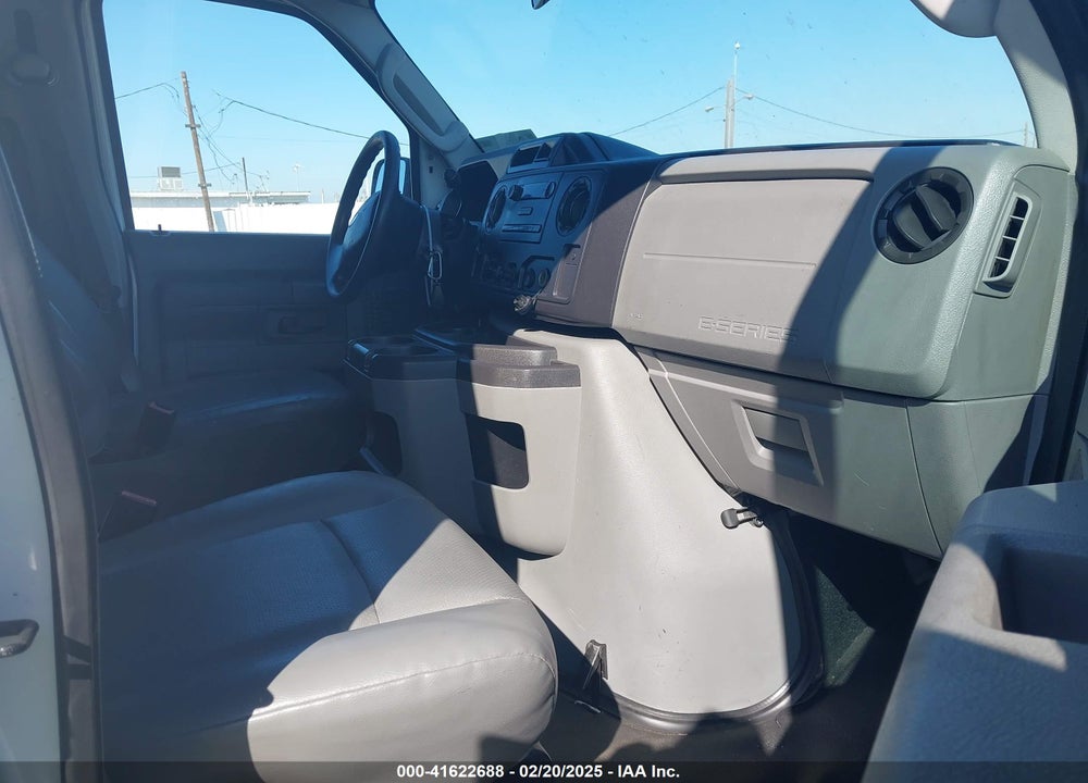 2011 FORD E-150 COMMERCIAL VIN: 1FTNE1EW8BDB03124
