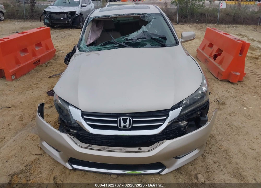 2015 HONDA ACCORD EX VIN: 1HGCR2F71FA097104