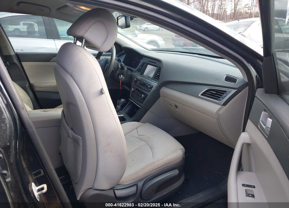 2016 HYUNDAI SONATA VIN: 5NPE24AF6GH333861