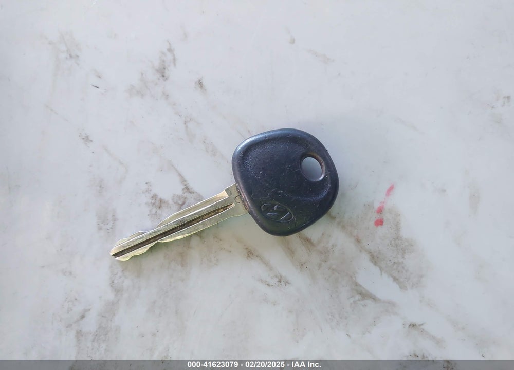 2017 HYUNDAI ELANTRA VIN: KMHD74LF3HU093391