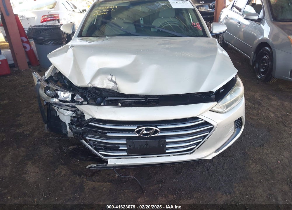 2017 HYUNDAI ELANTRA VIN: KMHD74LF3HU093391