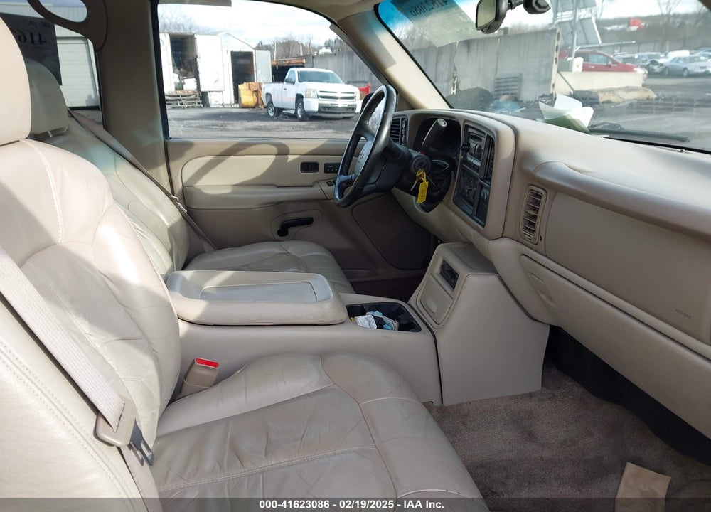 2001 CHEVROLET TAHOE LT VIN: 1GNEK13TX1J281979