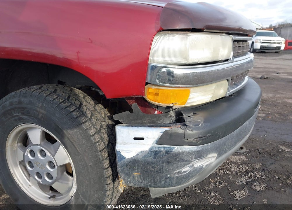 2001 CHEVROLET TAHOE LT VIN: 1GNEK13TX1J281979