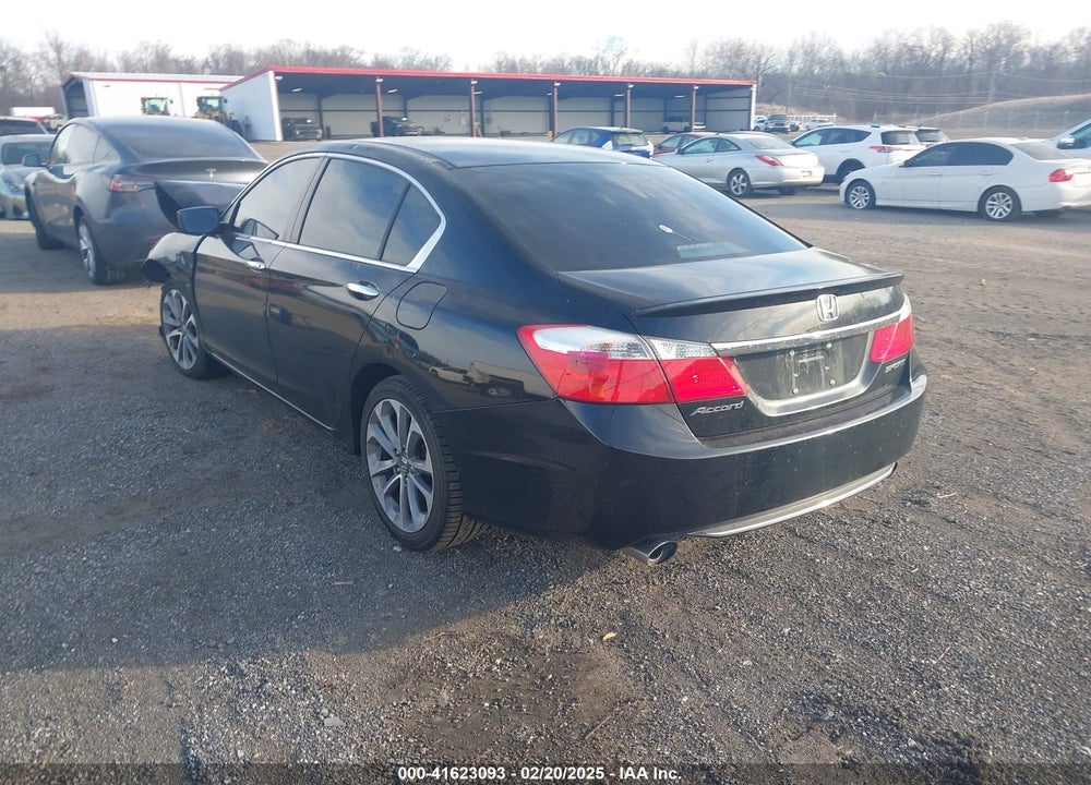 2014 HONDA ACCORD VIN: 1HGCR2F52EA243247