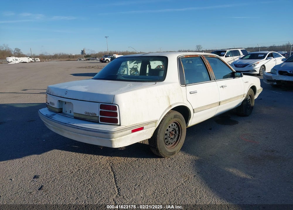 1994 OLDSMOBILE CUTLASS CIERA S VIN: 1G3AG55M5R6437835