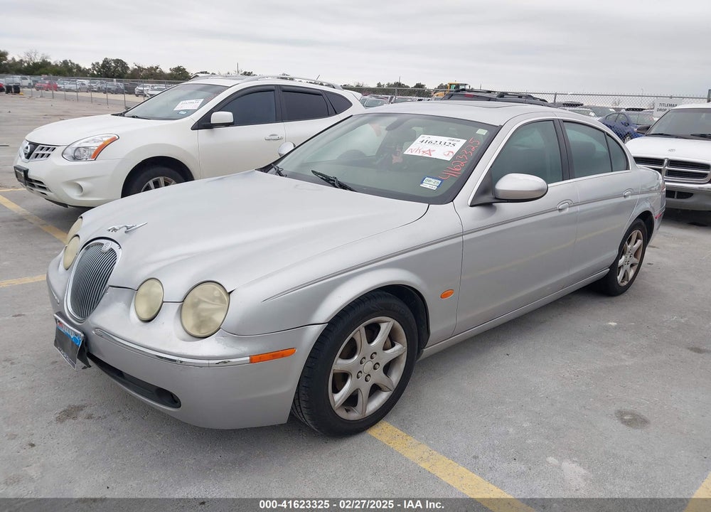 2005 JAGUAR S-TYPE 4.2L V8 VIN: SAJWA01U35HN18607