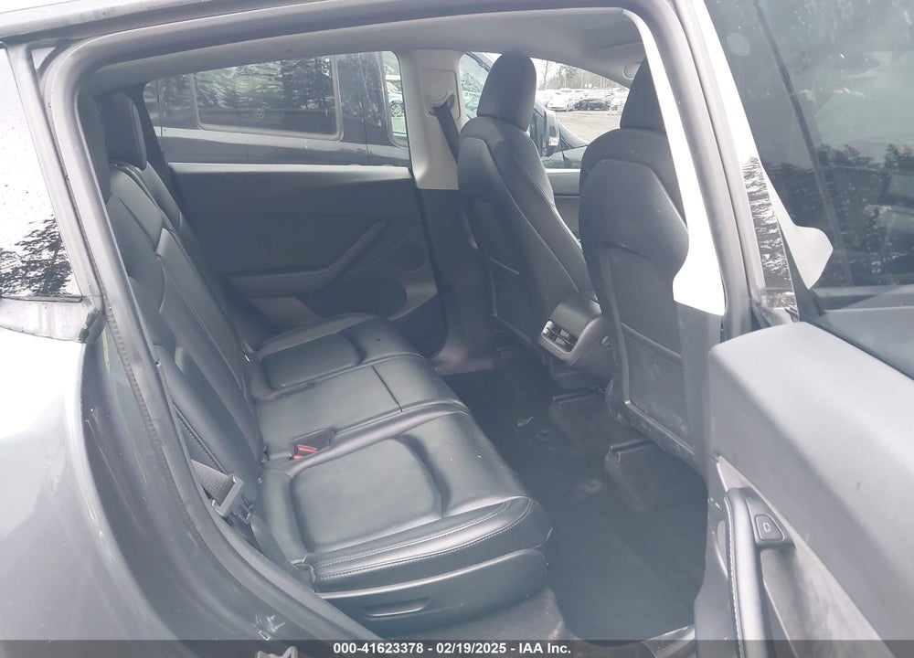 2021 TESLA MODEL Y VIN: 5YJYGAEE3MF155173