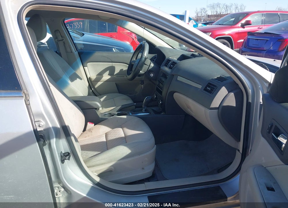 2010 FORD FUSION VIN: 3FAHP0HA8AR253196