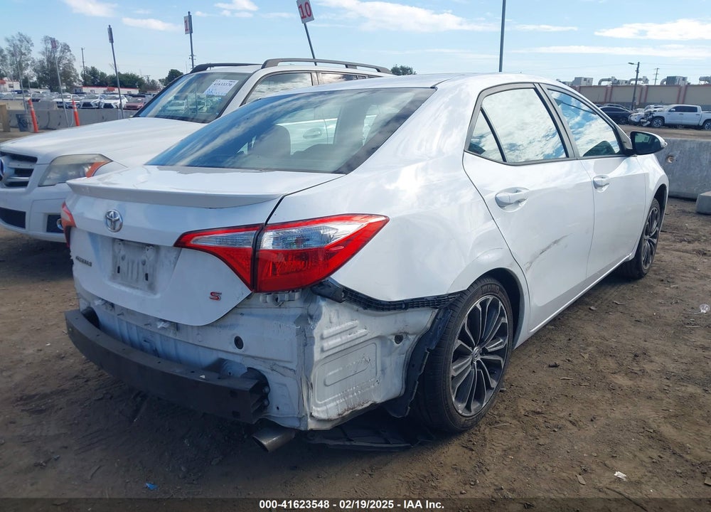 2015 TOYOTA COROLLA VIN: 5YFBURHE0FP320225