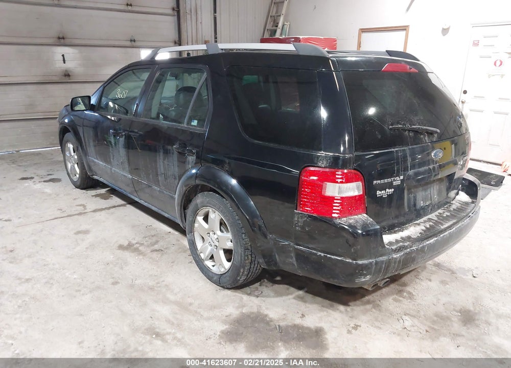 2005 FORD FREESTYLE LIMITED VIN: 1FMDK06195GA49784