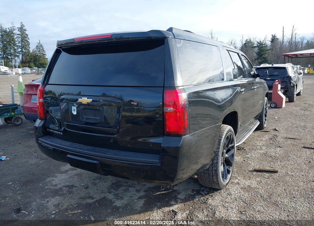 2018 CHEVROLET SUBURBAN LT VIN: 1GNSKHKC4JR130845