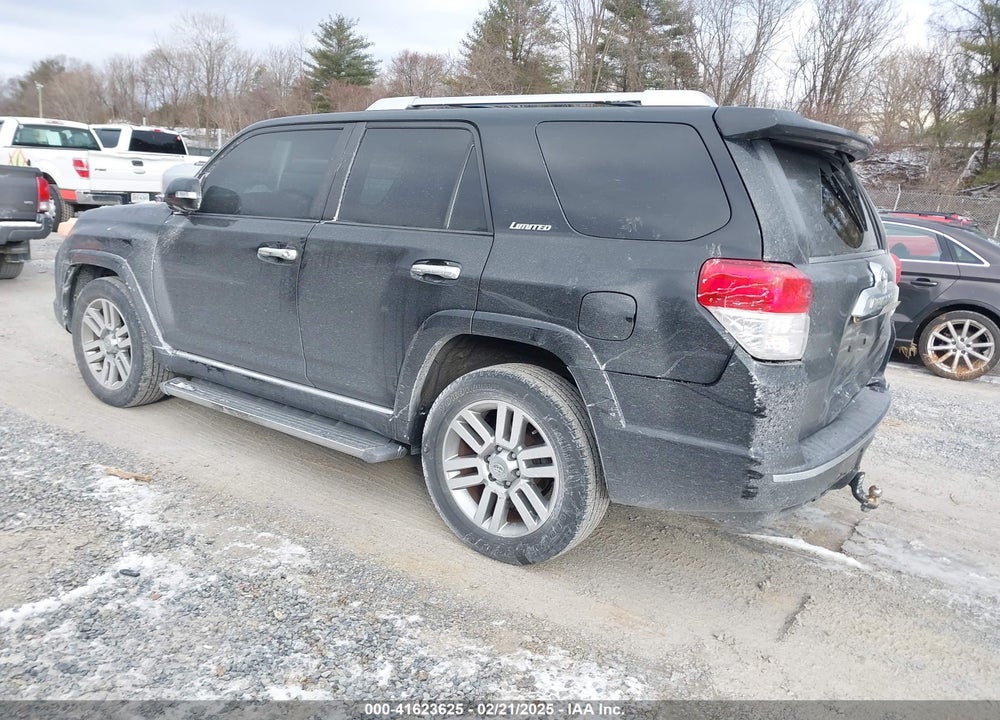 2011 TOYOTA 4RUNNER LIMITED V6 VIN: JTEZU5JR5B5015956