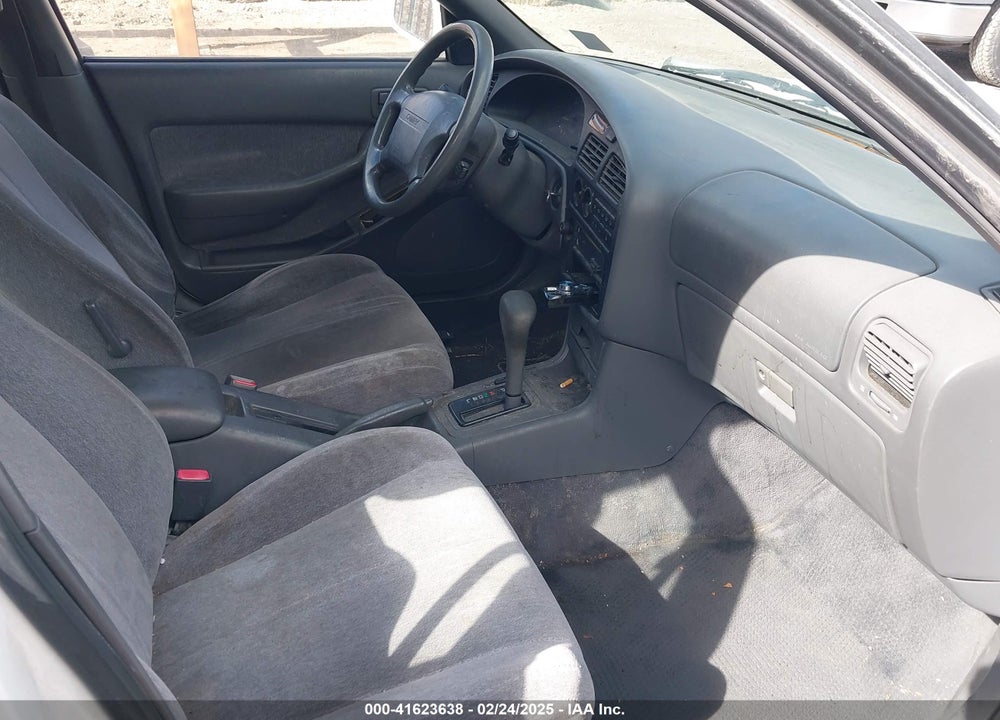 1994 TOYOTA CAMRY XLE VIN: JT2SK13EXR0203001
