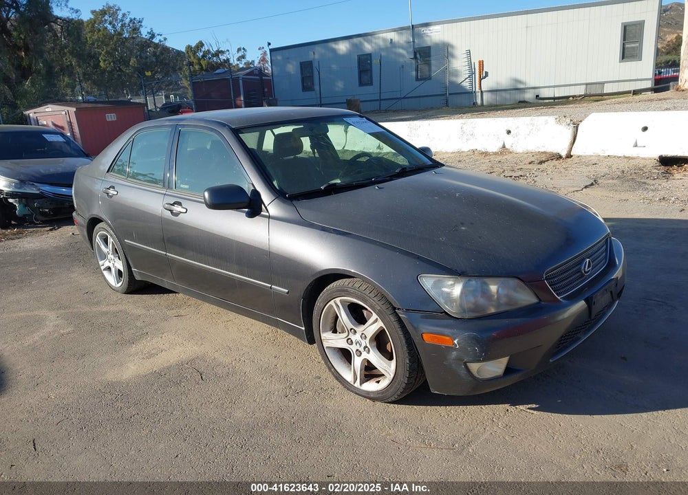 2001 LEXUS IS 300 VIN: JTHBD182210033784