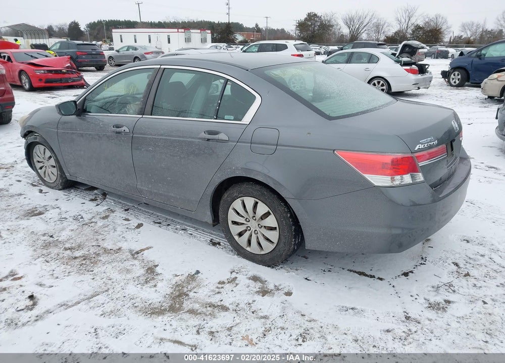 2011 HONDA ACCORD VIN: 1HGCP2F31BA047655