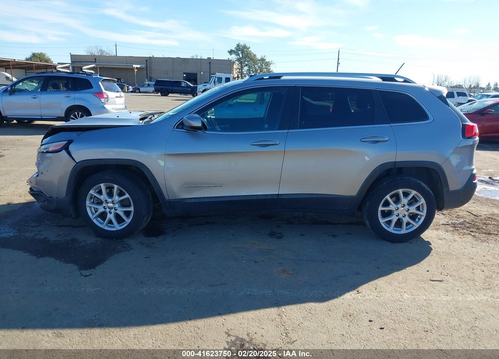2016 JEEP CHEROKEE LATITUDE VIN: 1C4PJLCB4GW290583