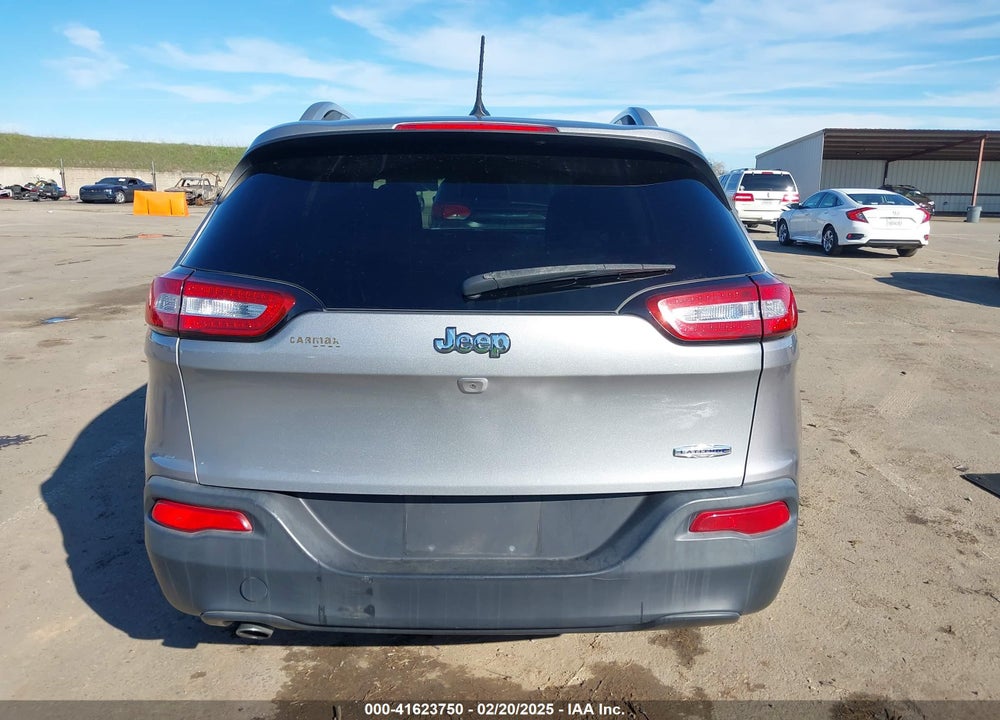 2016 JEEP CHEROKEE LATITUDE VIN: 1C4PJLCB4GW290583
