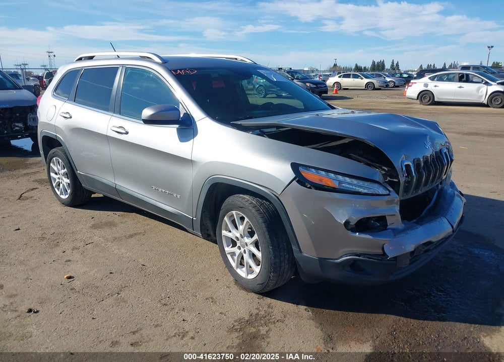 2016 JEEP CHEROKEE LATITUDE VIN: 1C4PJLCB4GW290583