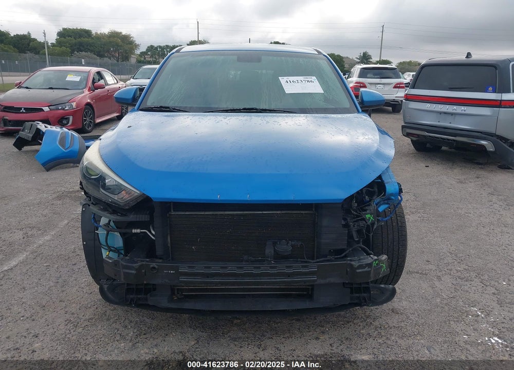 2017 HYUNDAI TUCSON SE VIN: KM8J23A49HU394969