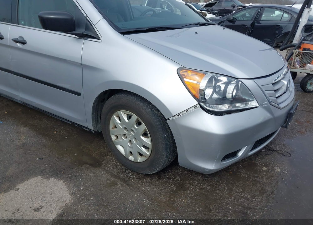 2010 HONDA ODYSSEY LX VIN: 5FNRL3H22AB110105