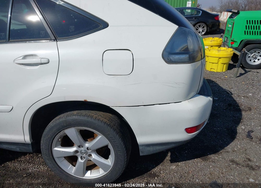 2004 LEXUS RX 330 VIN: JTJHA31U040040746