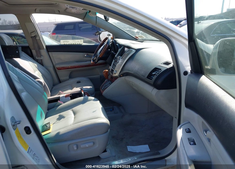2004 LEXUS RX 330 VIN: JTJHA31U040040746