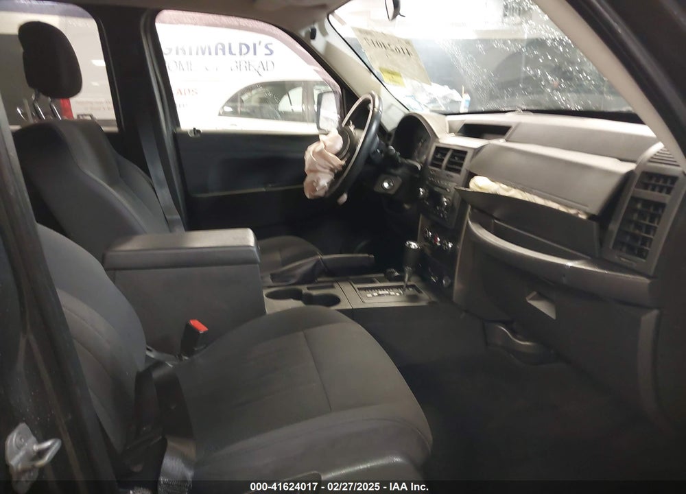 2011 JEEP LIBERTY SPORT VIN: 1J4PN2GK8BW557137