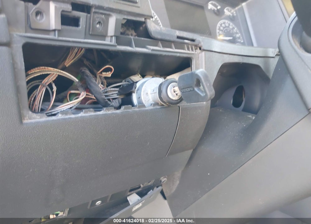 2019 VOLVO VNL VIN: 4V4NC9EH3KN198549