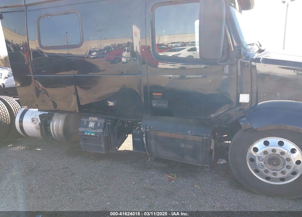 2019 VOLVO VNL VIN: 4V4NC9EH3KN198549