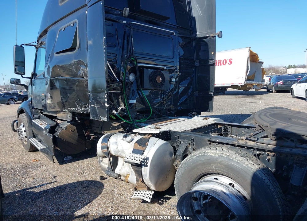 2019 VOLVO VNL VIN: 4V4NC9EH3KN198549