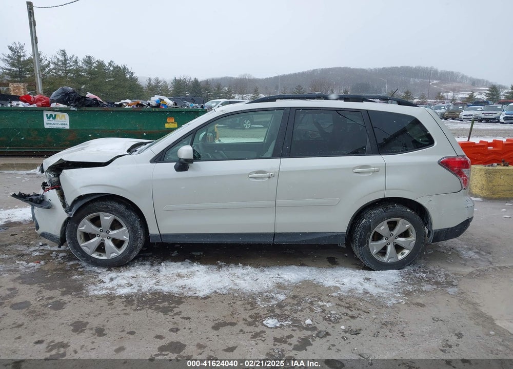 2015 SUBARU FORESTER VIN: JF2SJADC4FH818407