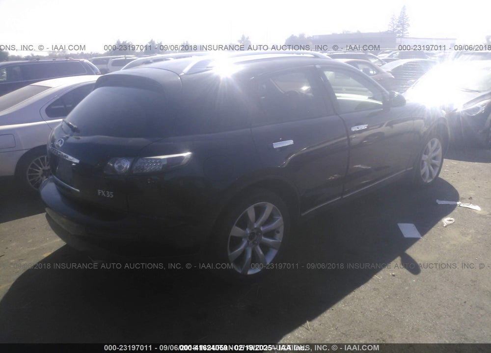 2005 INFINITI FX35 VIN: JNRAS08UX5X108033