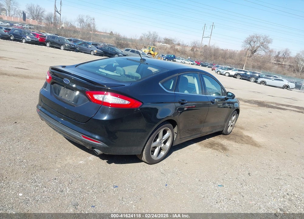 2016 FORD FUSION VIN: 3FA6P0G77GR129328