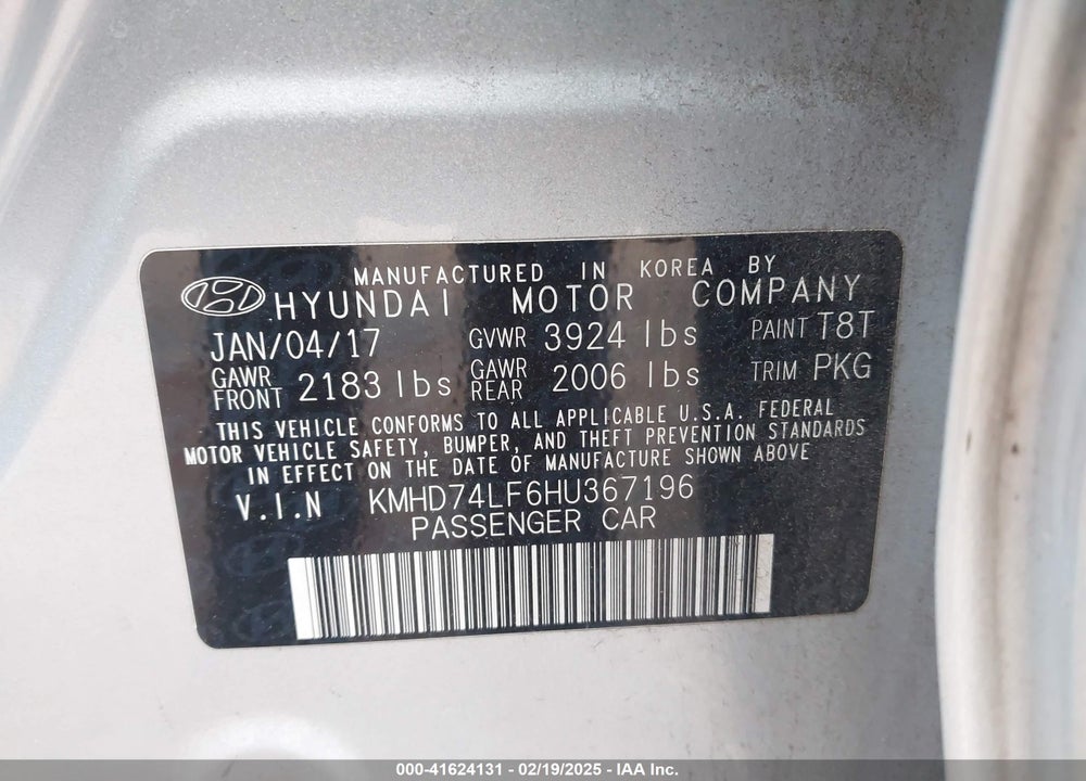 2017 HYUNDAI ELANTRA VIN: KMHD74LF6HU367196