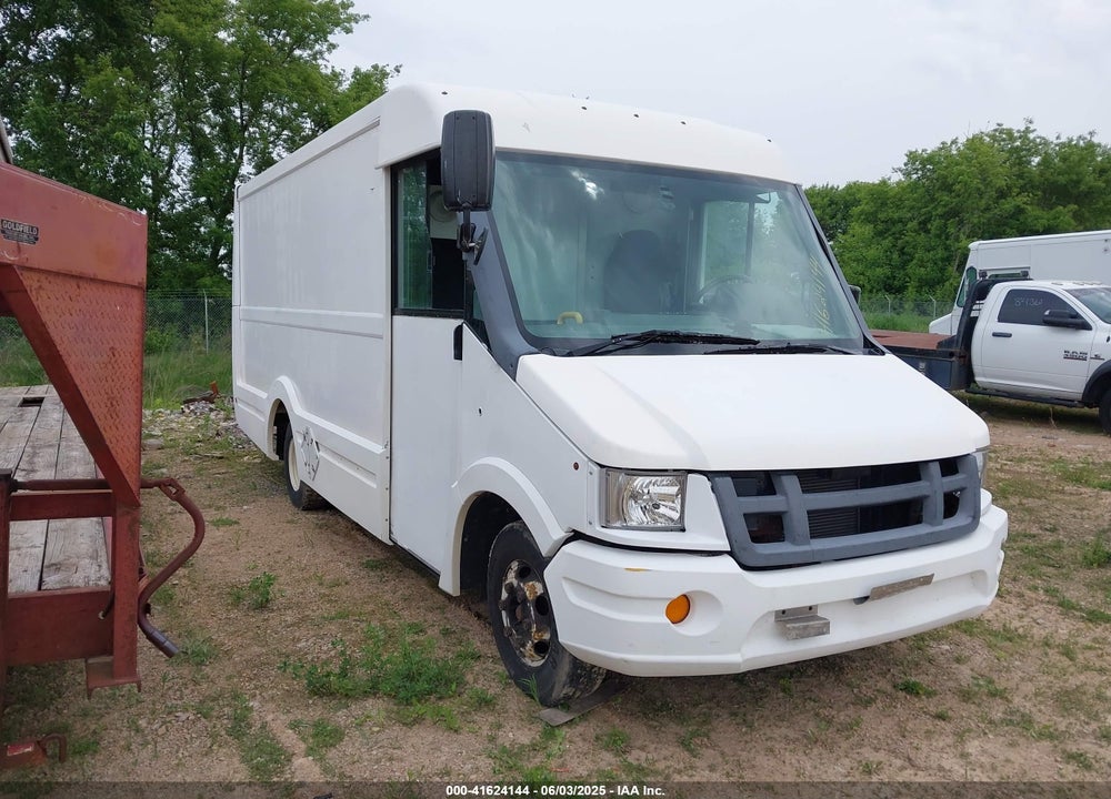 2012 ISUZU COMMERCIAL VAN VIN: JALB4T178C7W00379