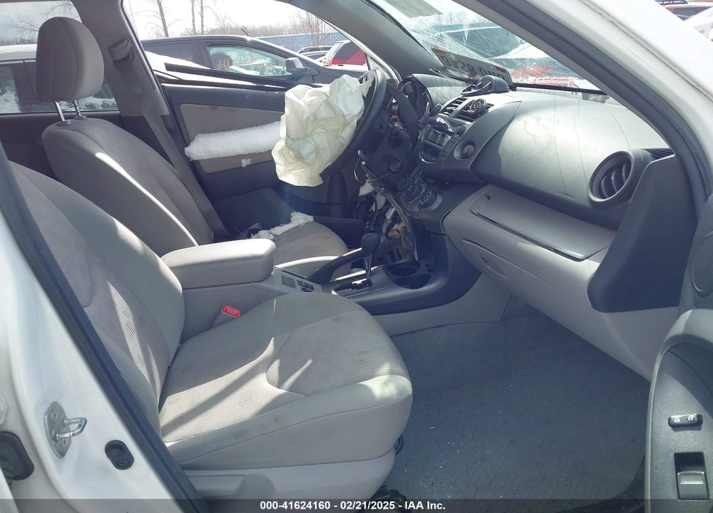 2011 TOYOTA RAV4 VIN: 2T3BF4DVXBW133433