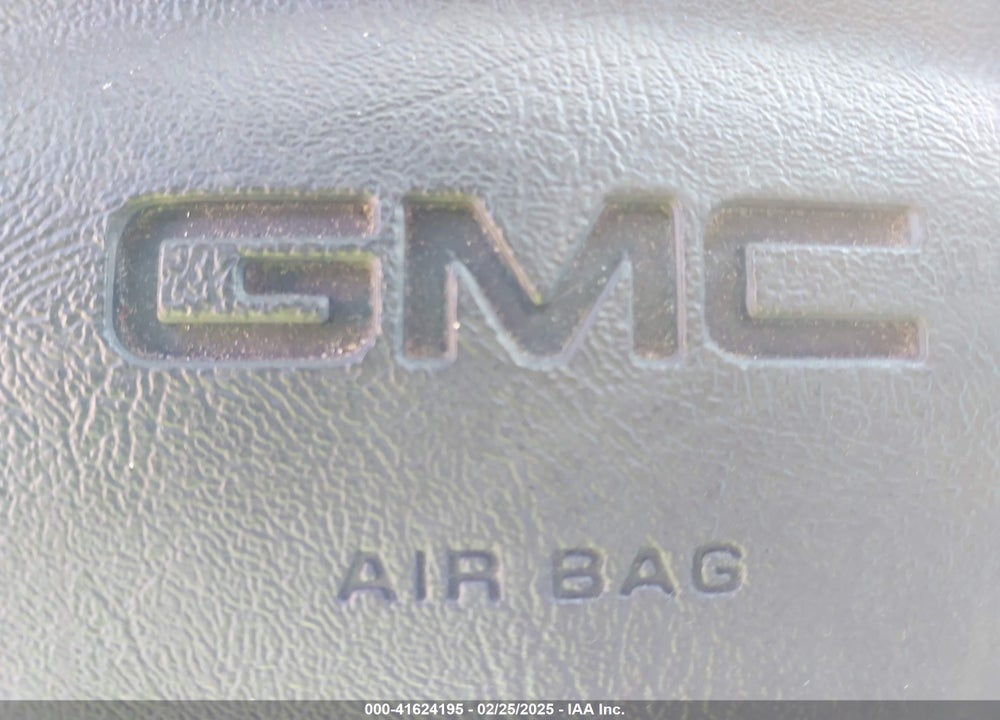 2002 GMC ENVOY SLT VIN: 1GKDT13S522420800