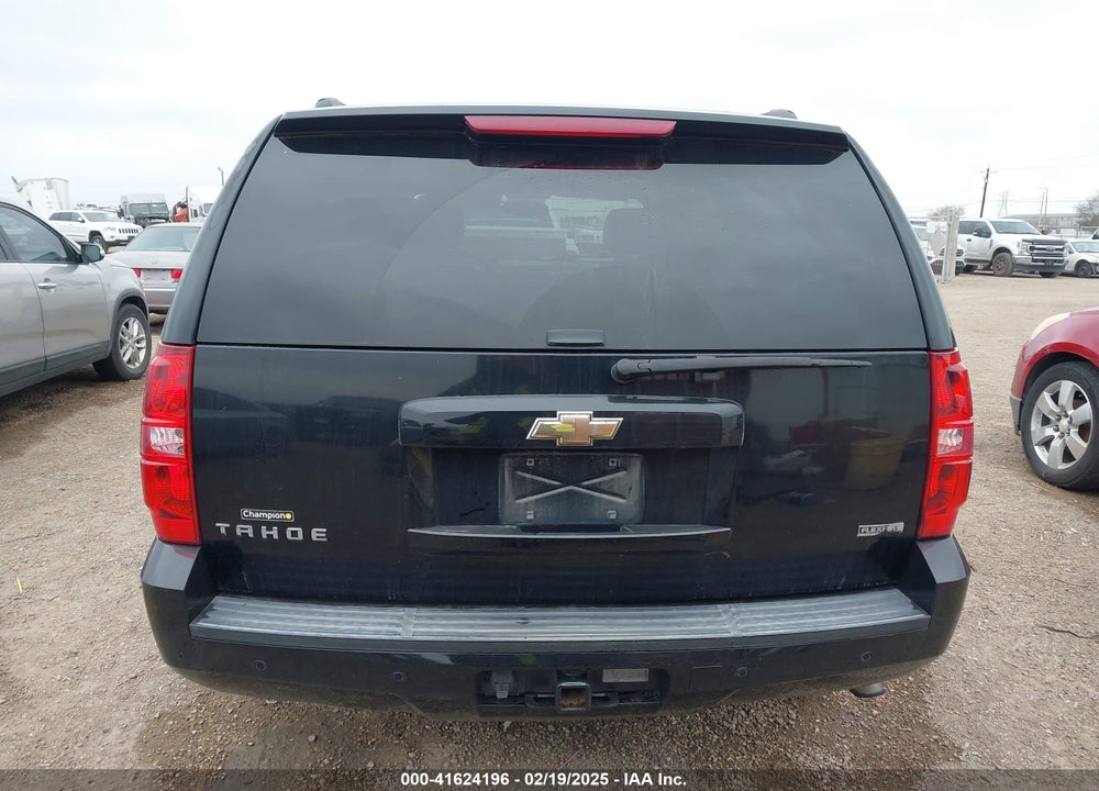 2011 CHEVROLET TAHOE LT VIN: 1GNSCBE03BR142482