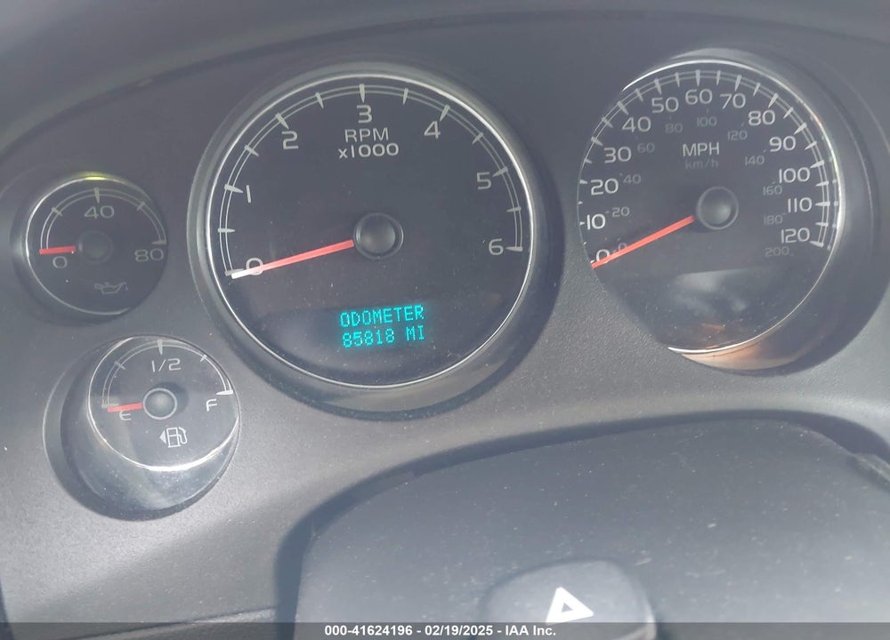 2011 CHEVROLET TAHOE LT VIN: 1GNSCBE03BR142482